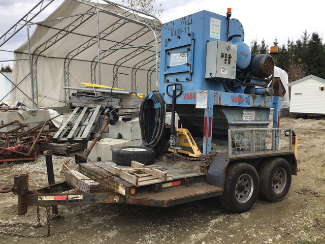 2010 (unverified) Duro-Vac PLCV4 T/A Vacuum Tanker Trailer