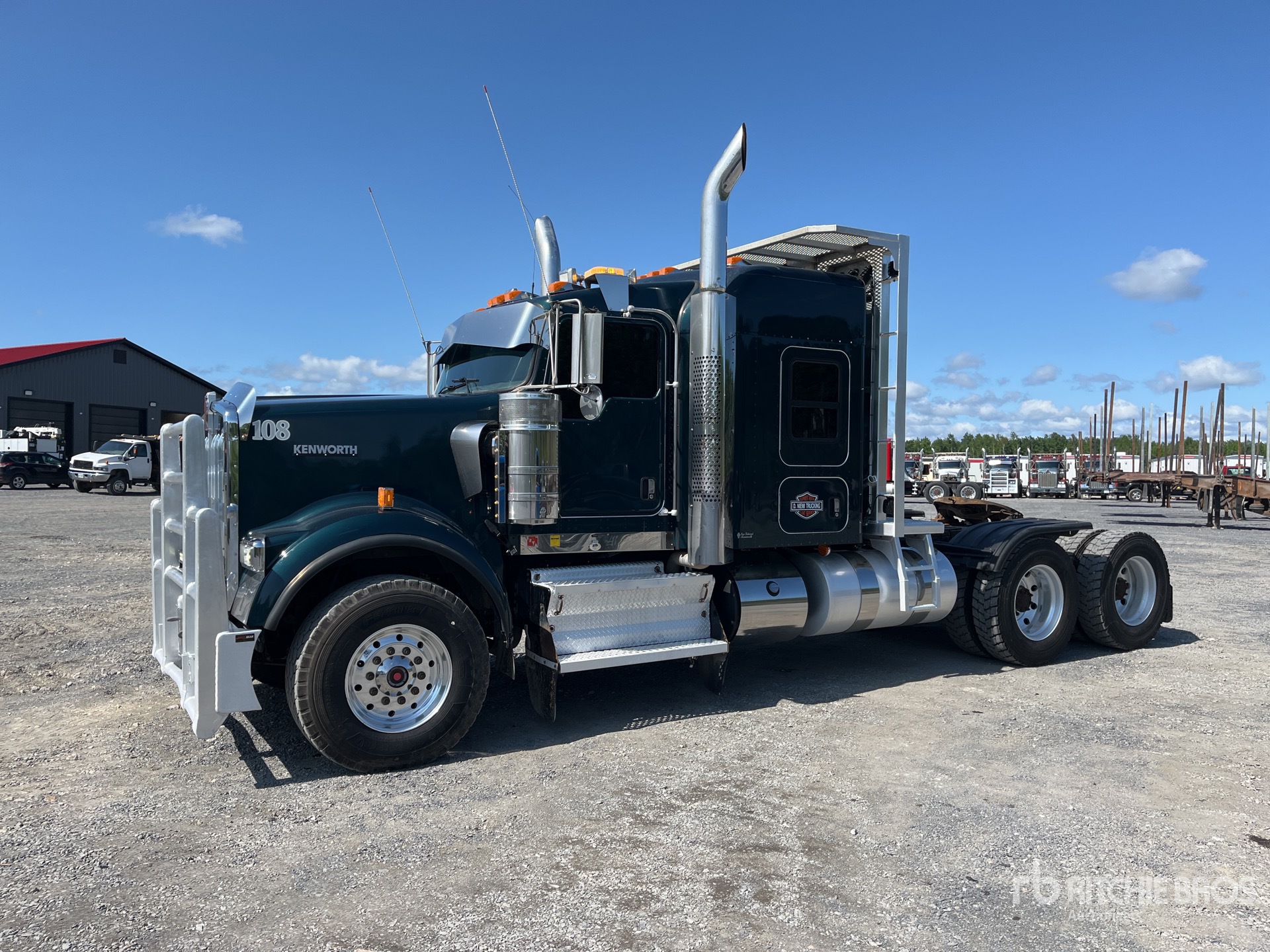 General Appearance with Picture, Left Front Corner