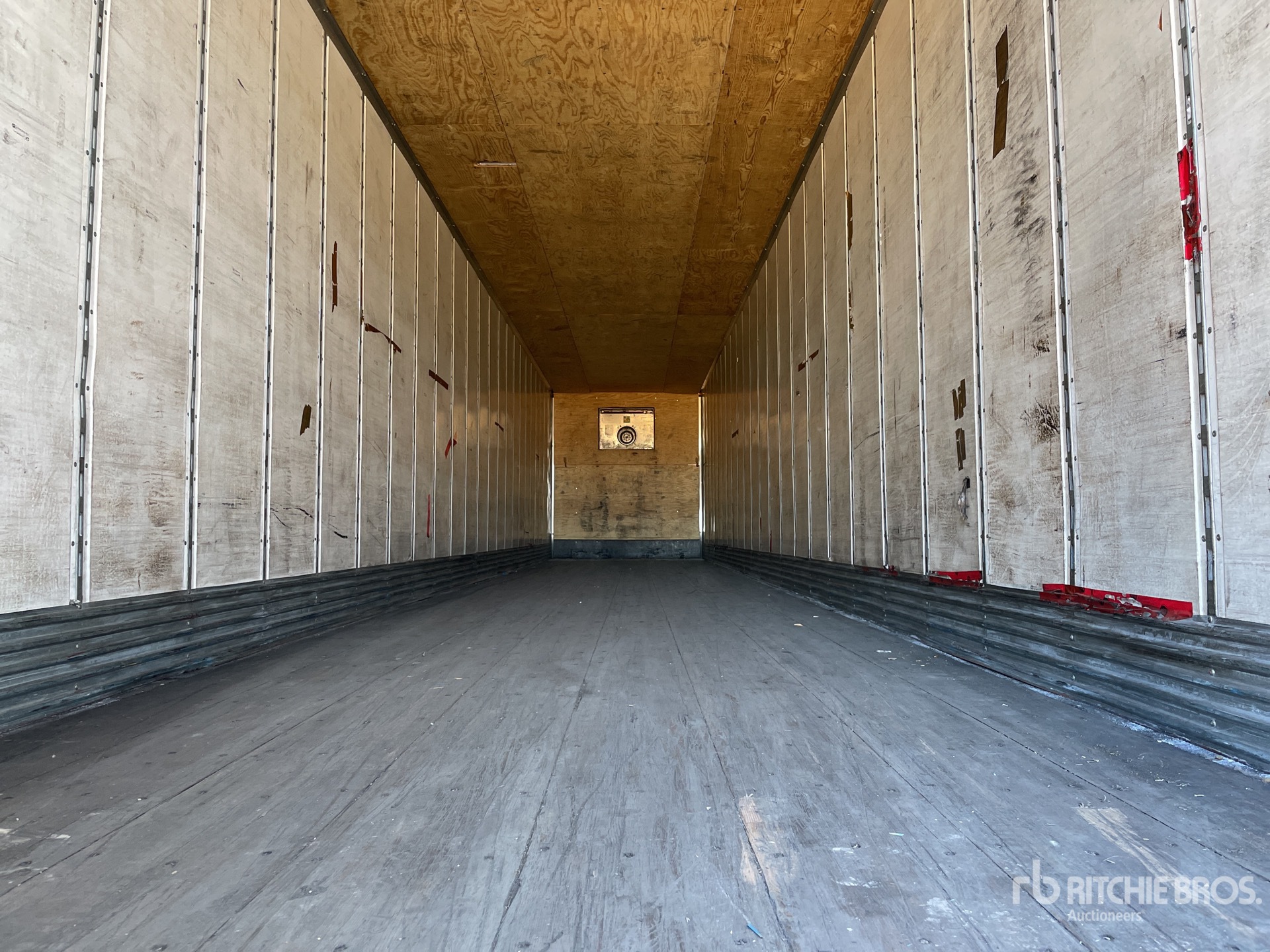 2016 Hyundai 53 ft x 102 in T/A Heated