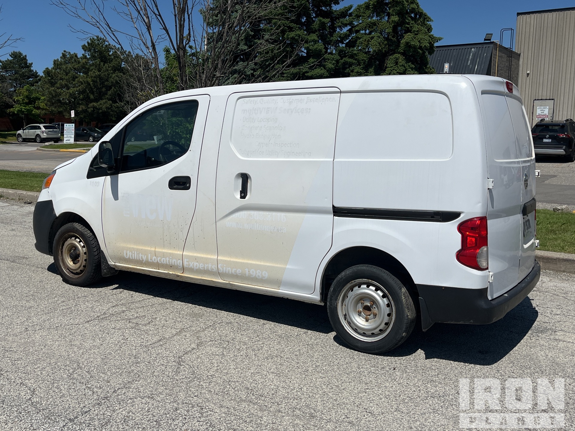 General Appearance with Picture, Left Rear Corner