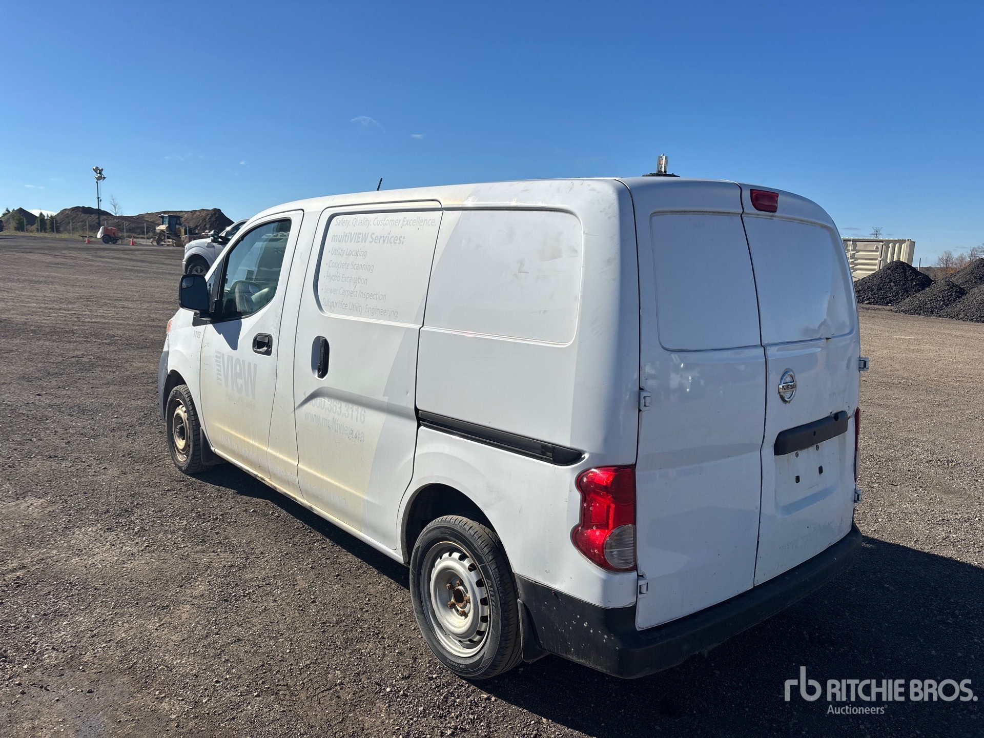 Aspect général with Image, coin arrière gauche