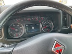 MN279405 - 2021 International LT625: Oil Pressure