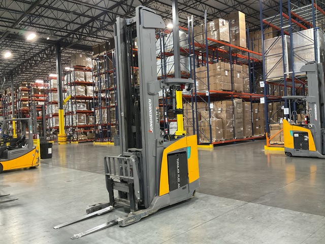 2018 Jungheinrich ETR335D 3500 lb Cushion Tire Forklift