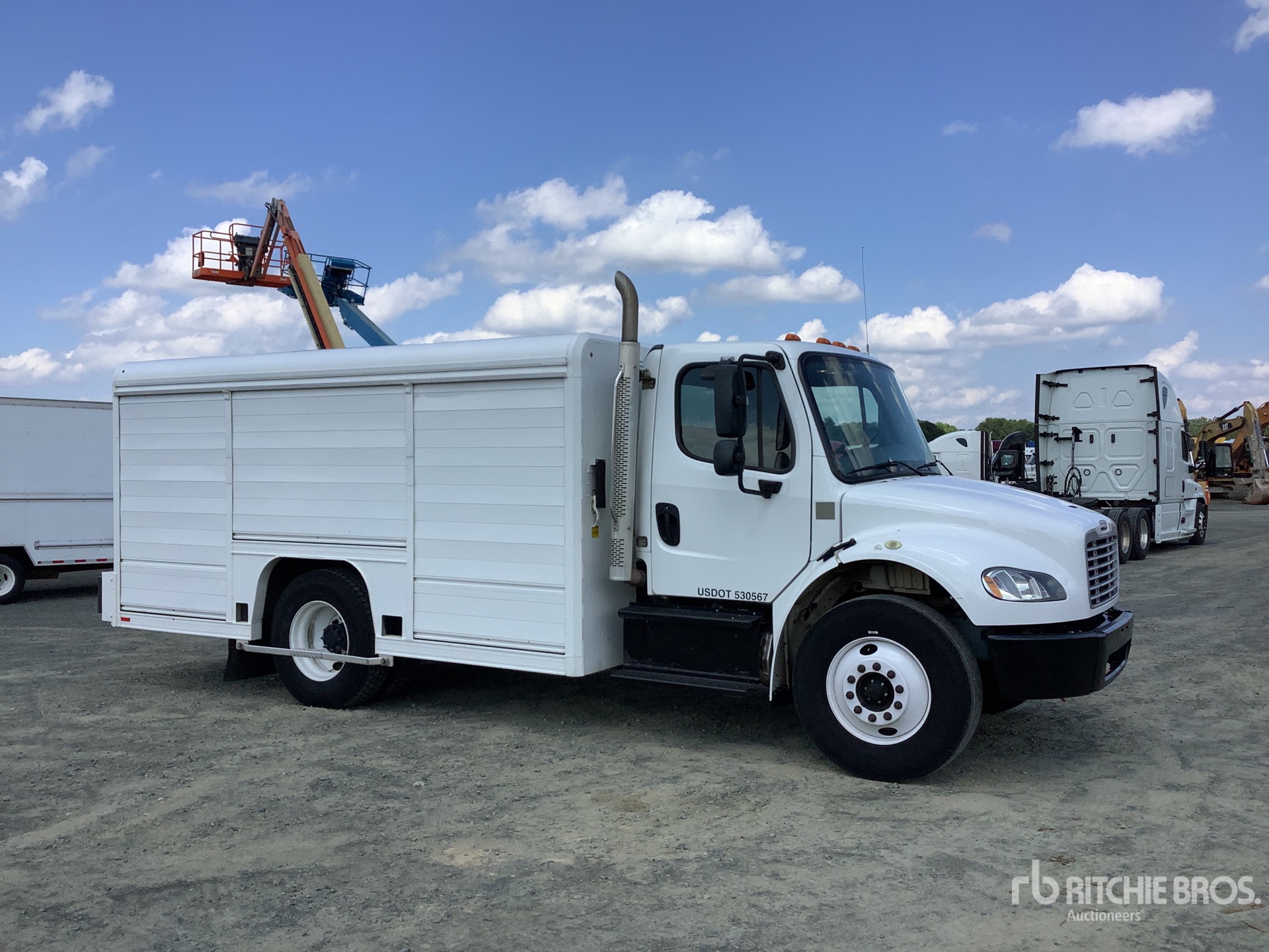 General Appearance with Picture, Right Front Corner