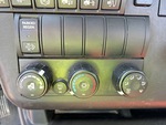 LN146939 - 2020 International LT6125DCAT: Heater