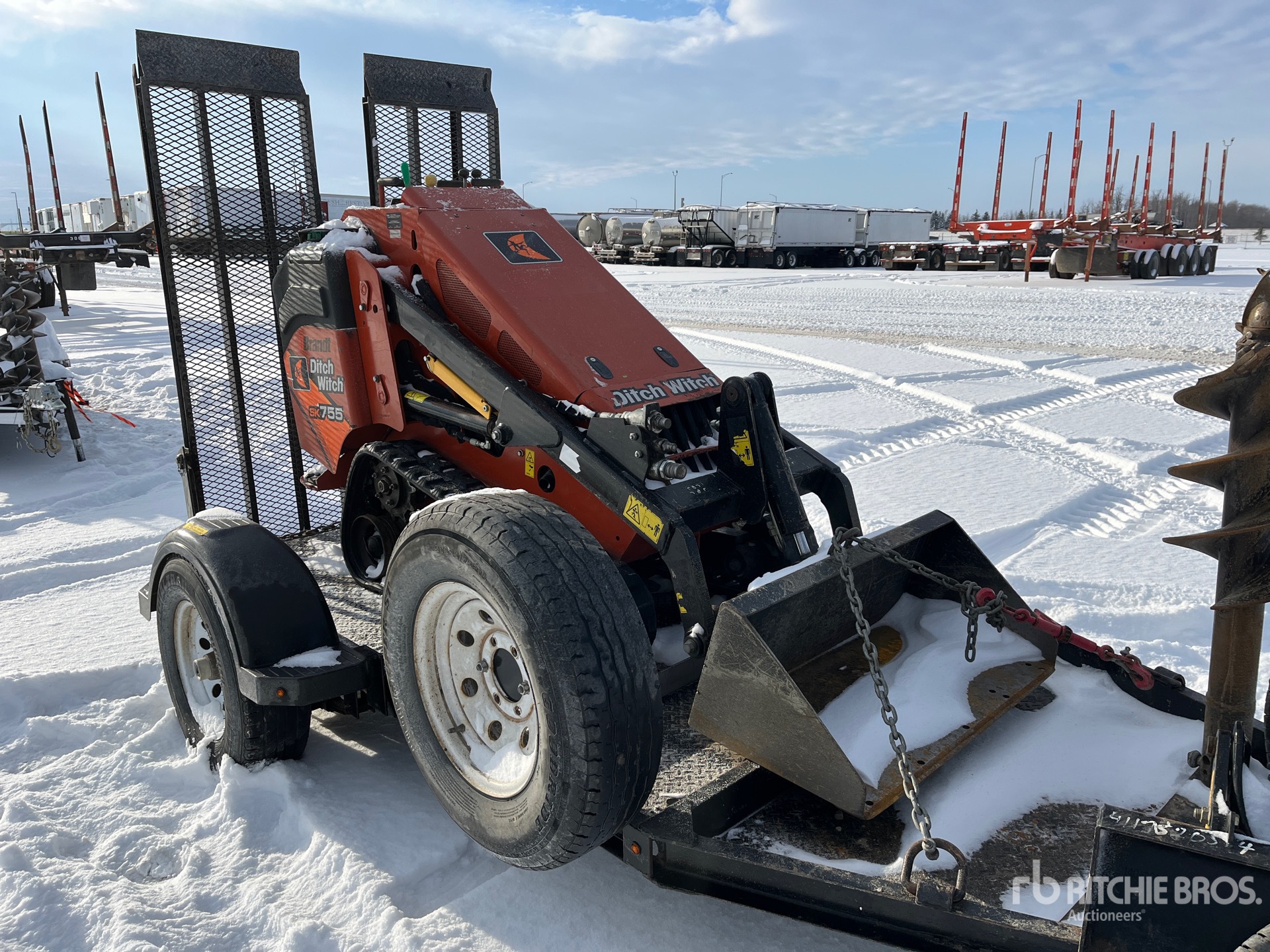 General Appearance with Picture, Right Front Corner