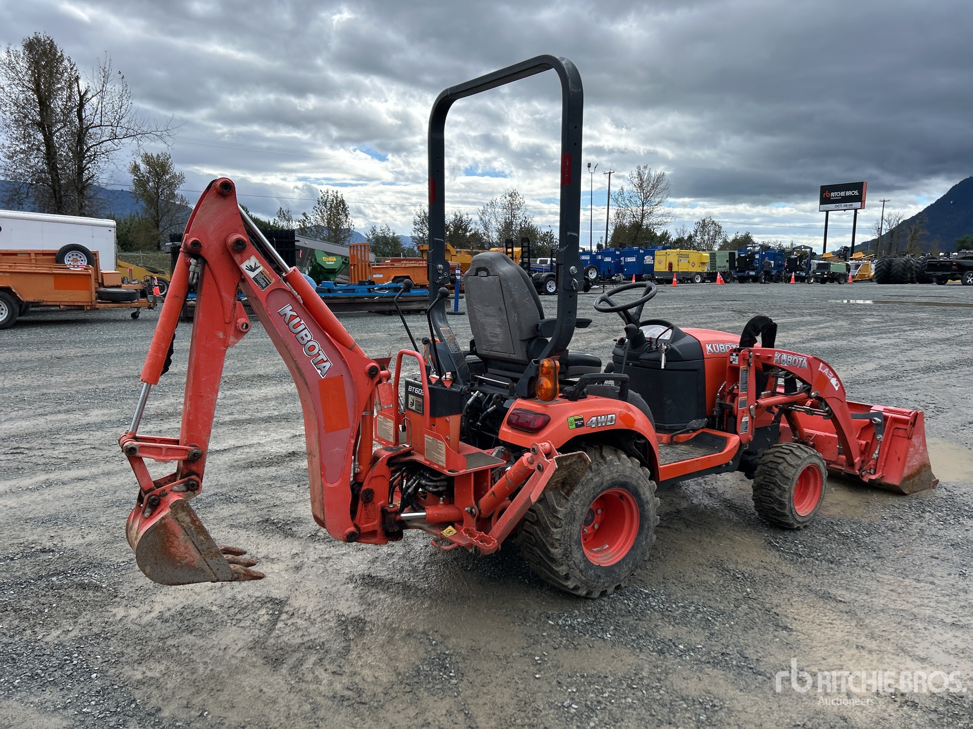 General Appearance with Picture, Right Rear Corner