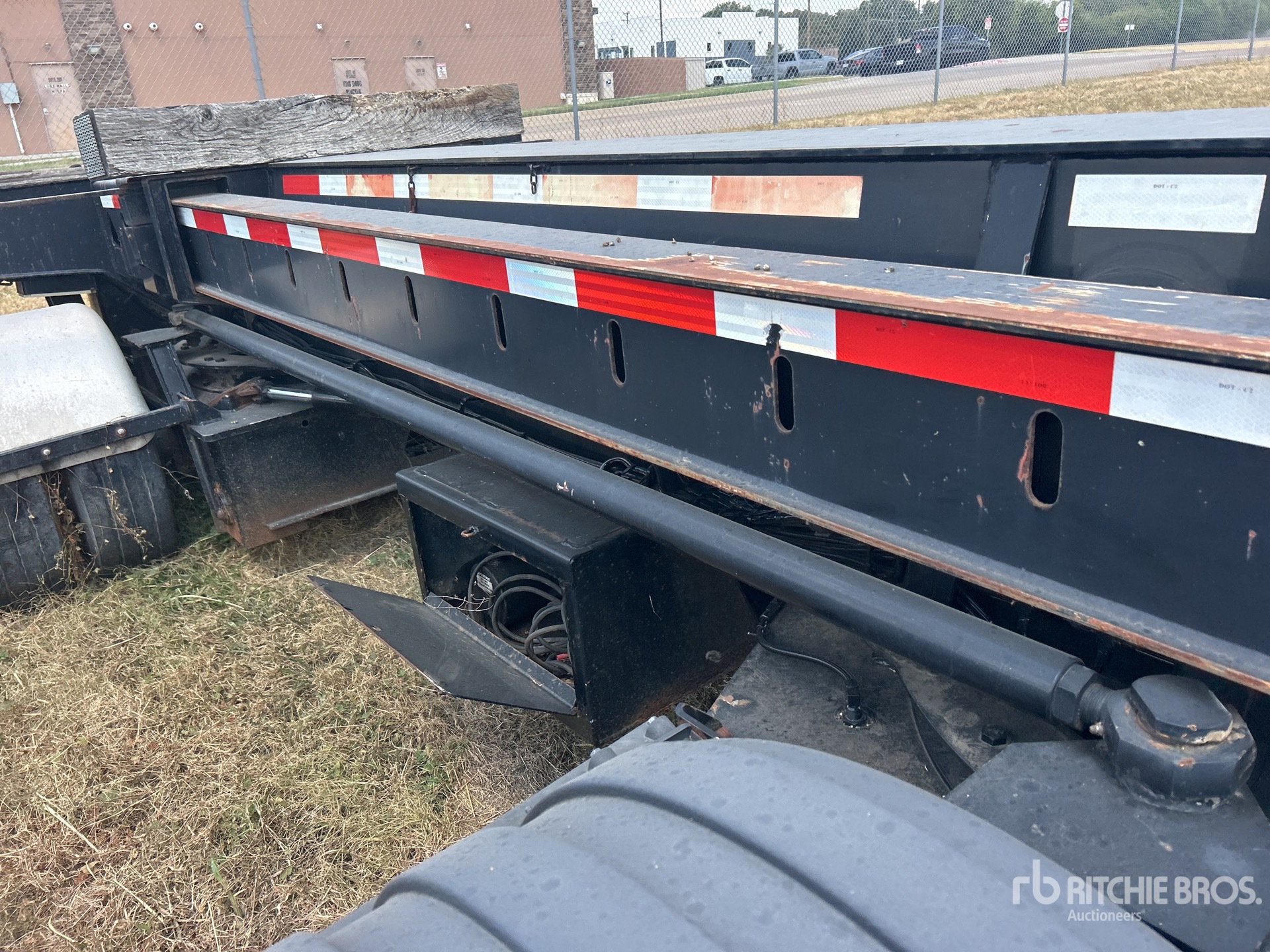 2009 Trail King TK70EFX-EFX