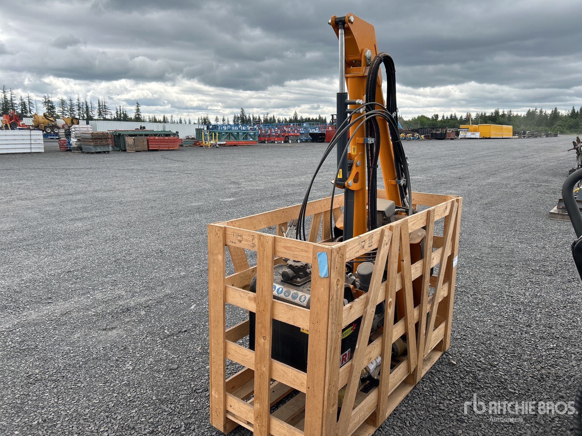 General Appearance with Picture, Right Rear Corner