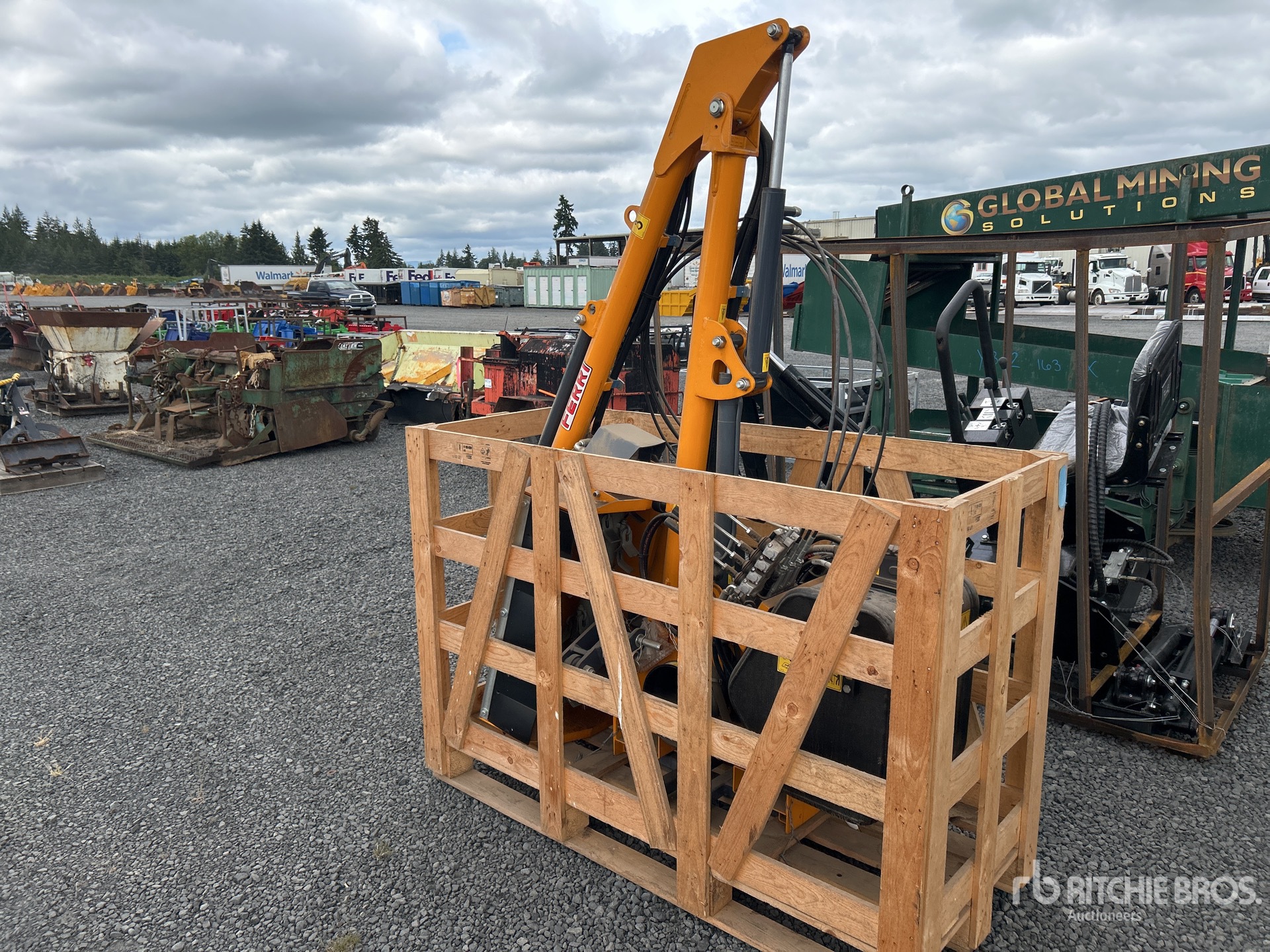 General Appearance with Picture, Right Front Corner