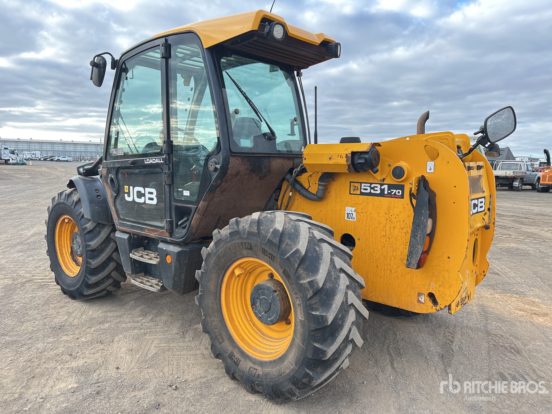 General Appearance with Picture, Left Rear Corner