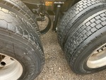 4 Underbody - Truck with 