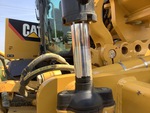 Hydraulics with Blade Lift Cylinders