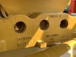 Hydraulics with Saddle Lock Pin