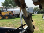 Hydraulics with Saddle Positioning Cylinder