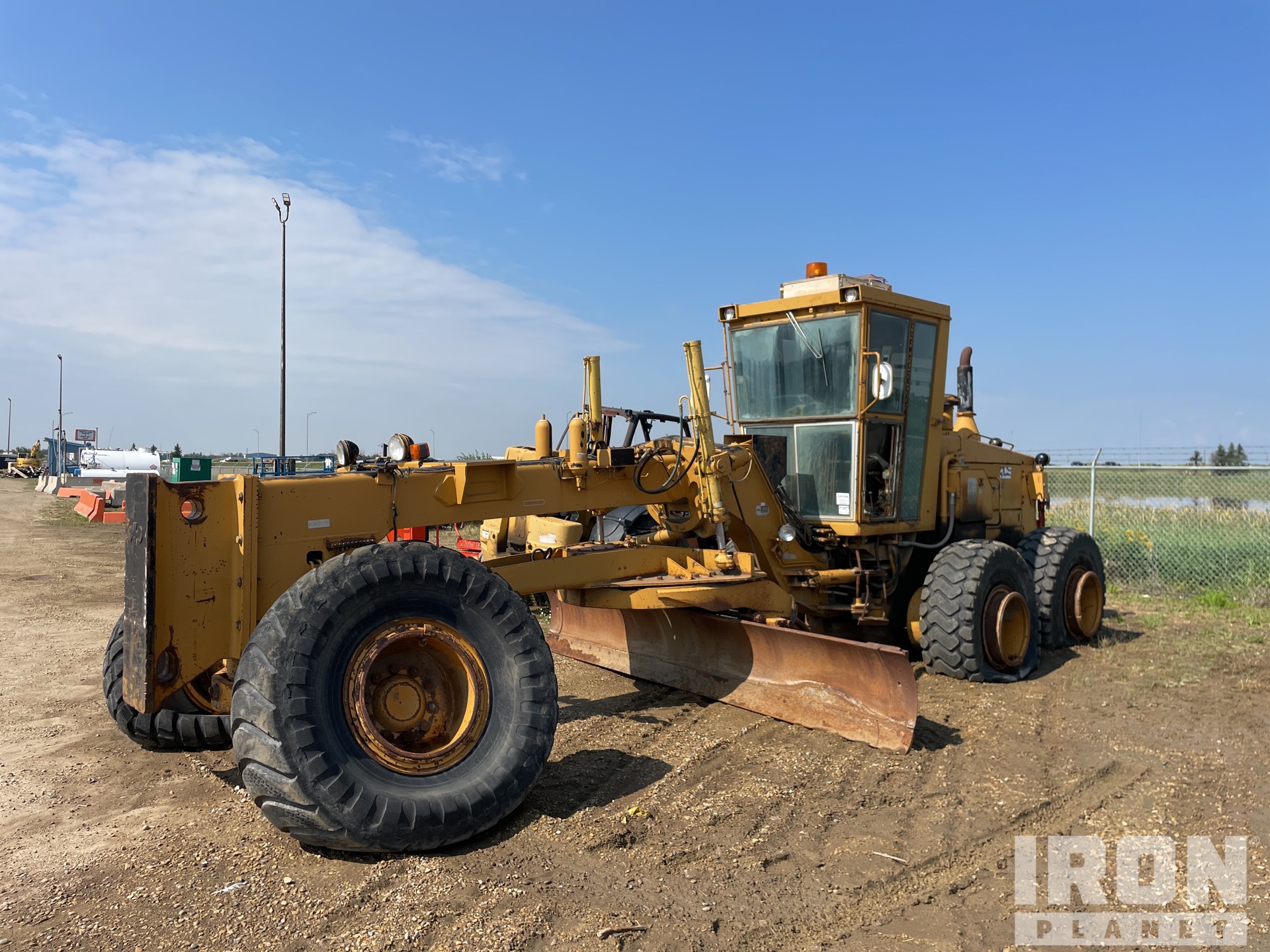 General Appearance with Glamour Shot