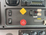 Cab with Control de Frenos