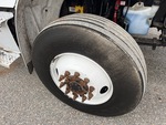 Underbody with Right Steer Tire
