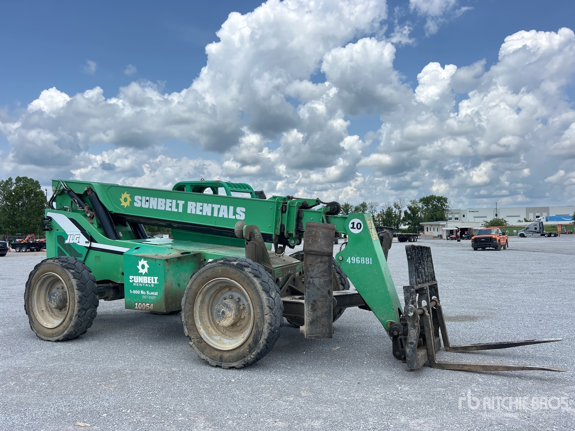 General Appearance with Picture, Right Front Corner