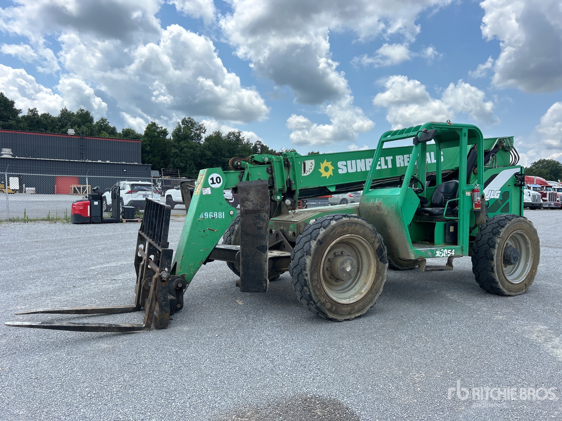 General Appearance with Picture, Left Front Corner