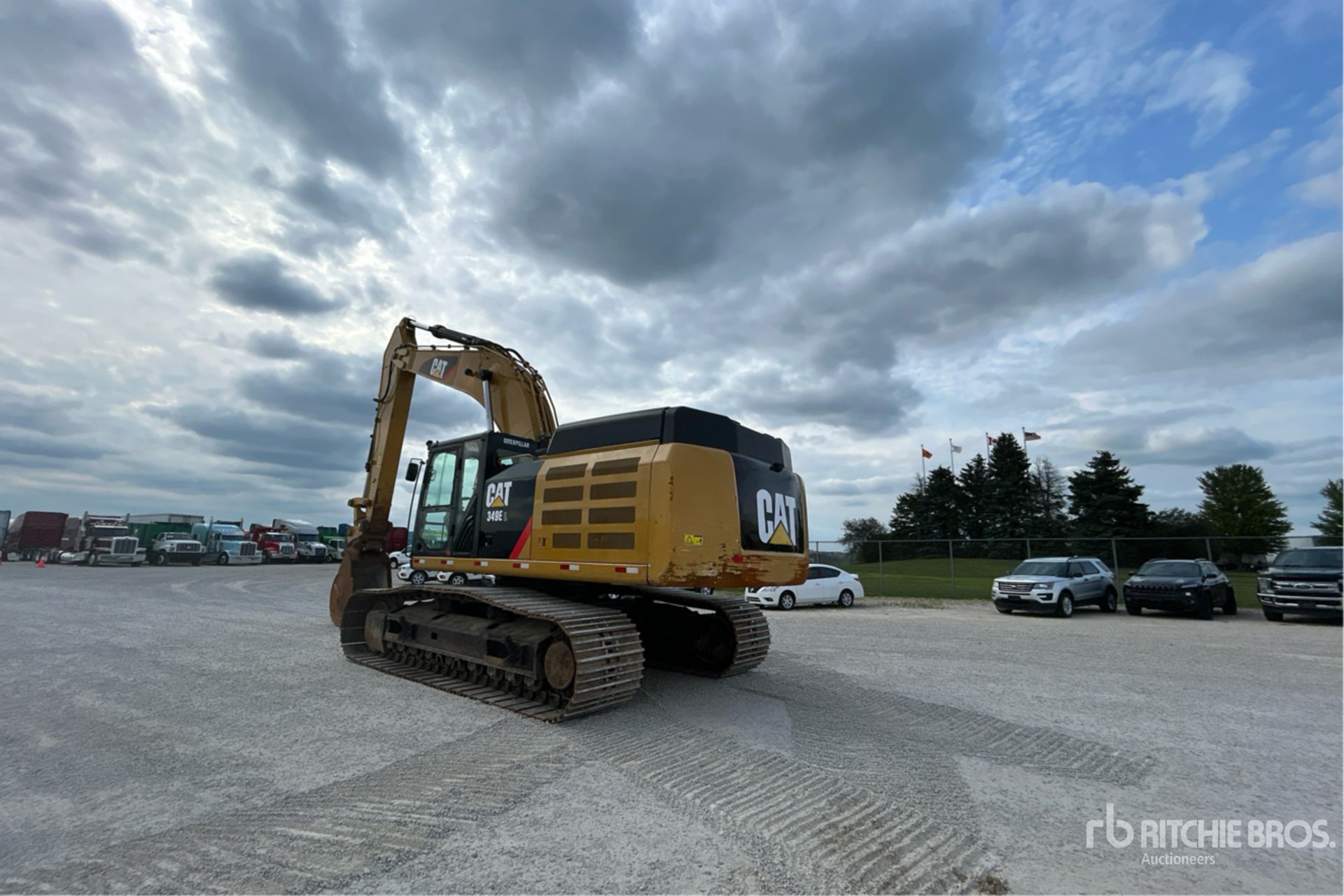 General Appearance with Picture, Left Rear Corner