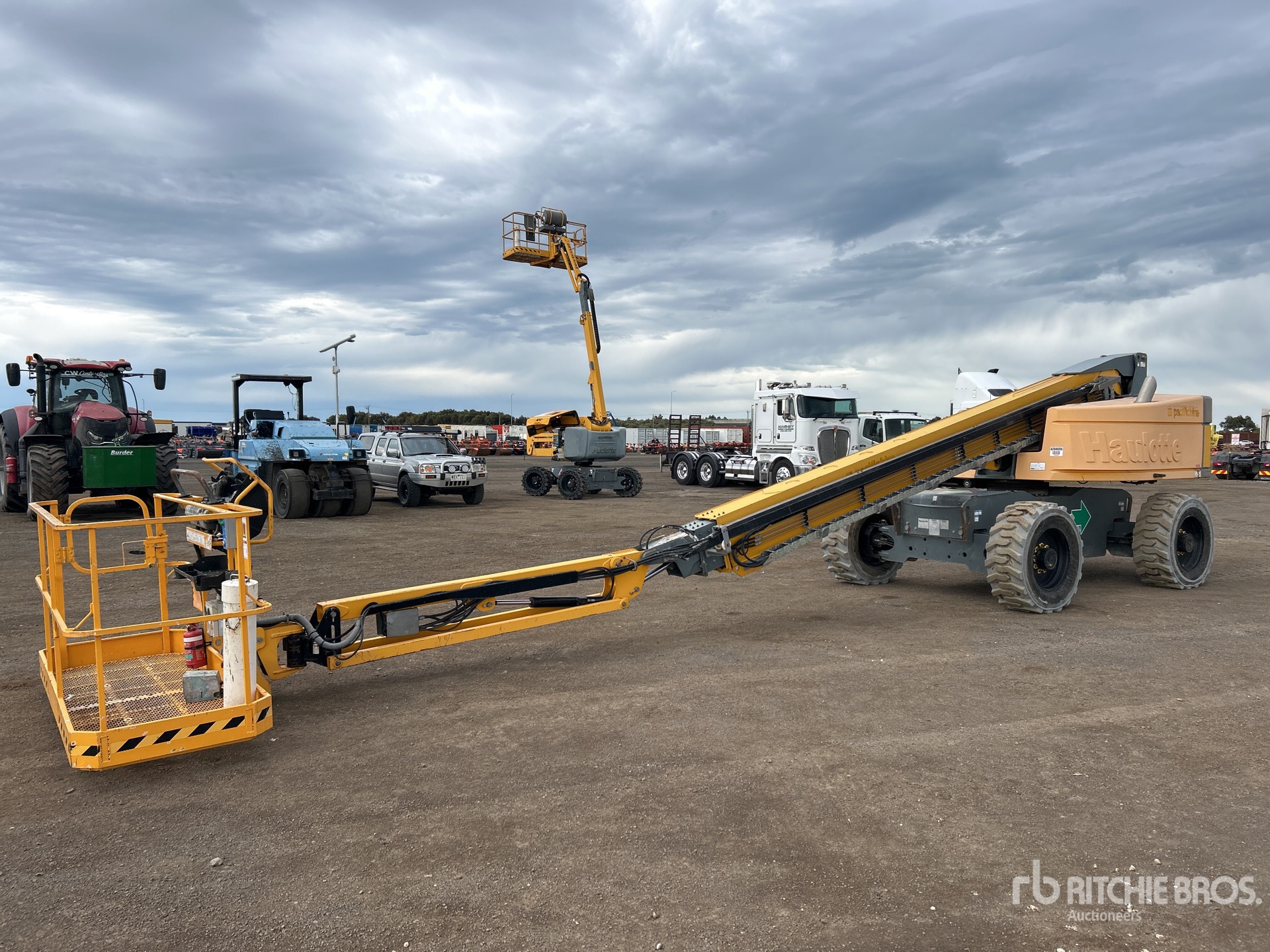 General Appearance with Picture, Left Front Corner