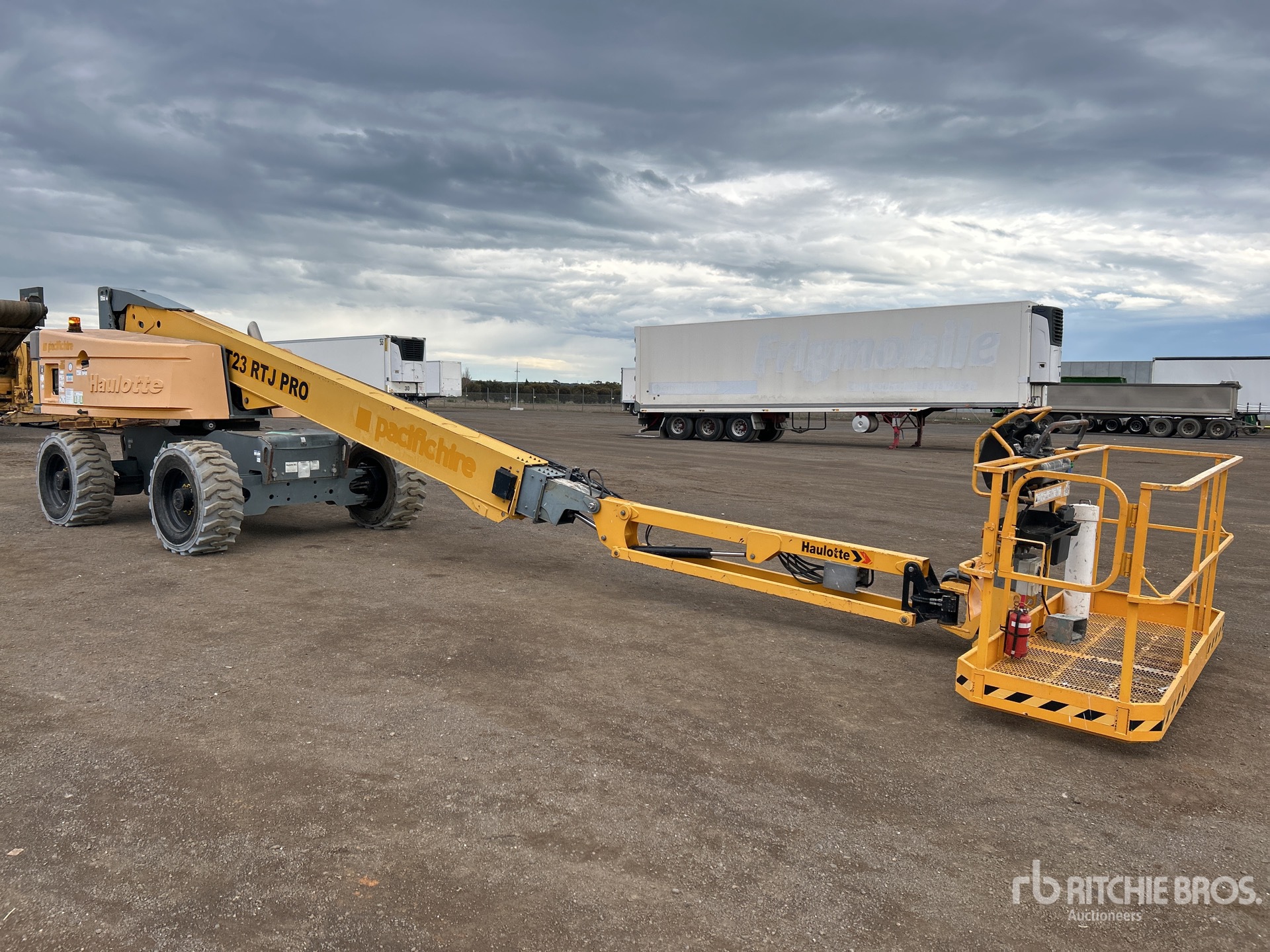 General Appearance with Picture, Right Front Corner