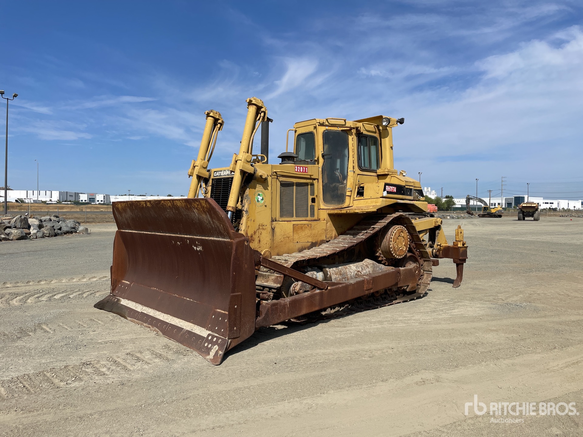 General Appearance with Spin