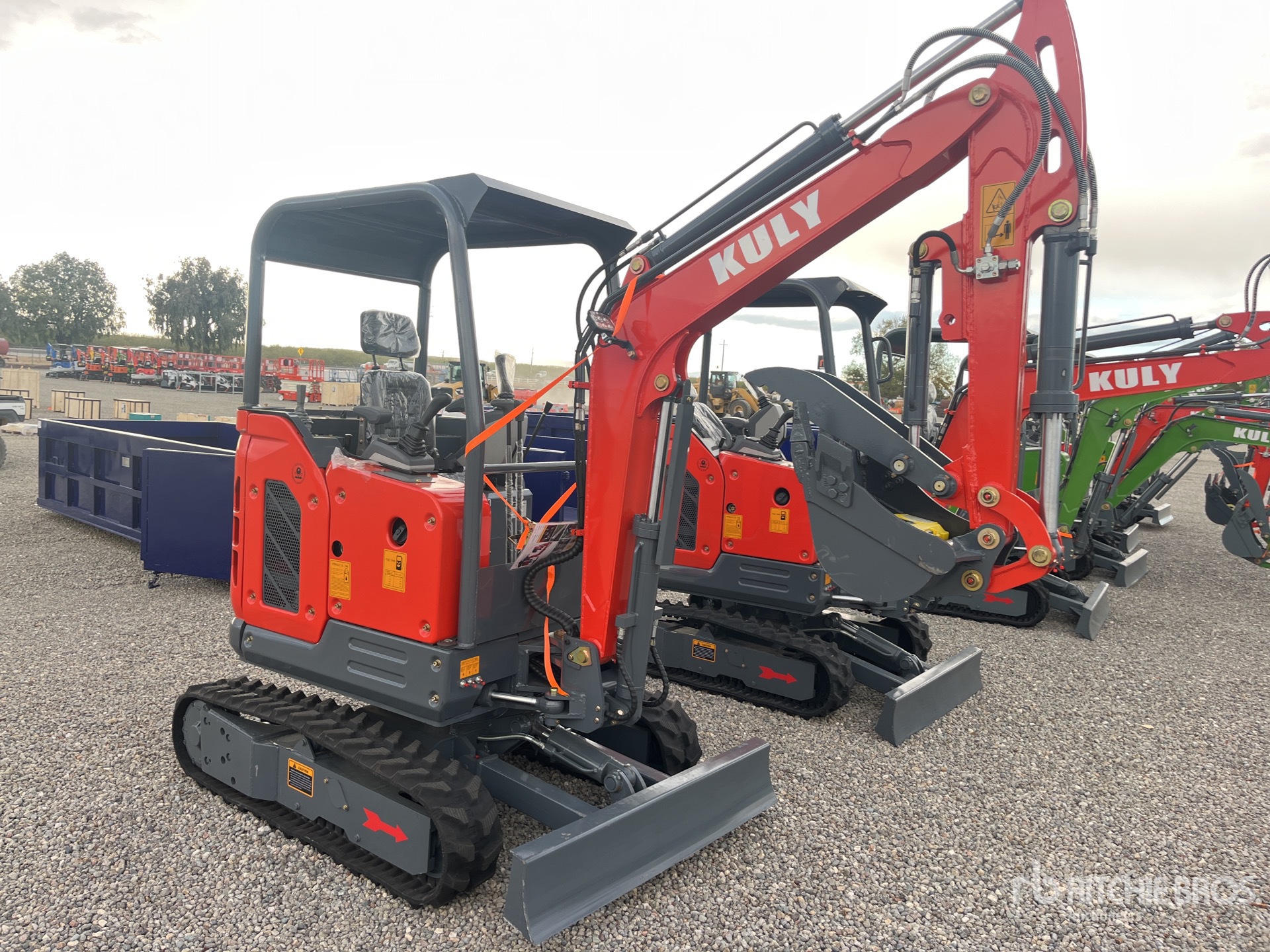 General Appearance with Picture, Right Front Corner