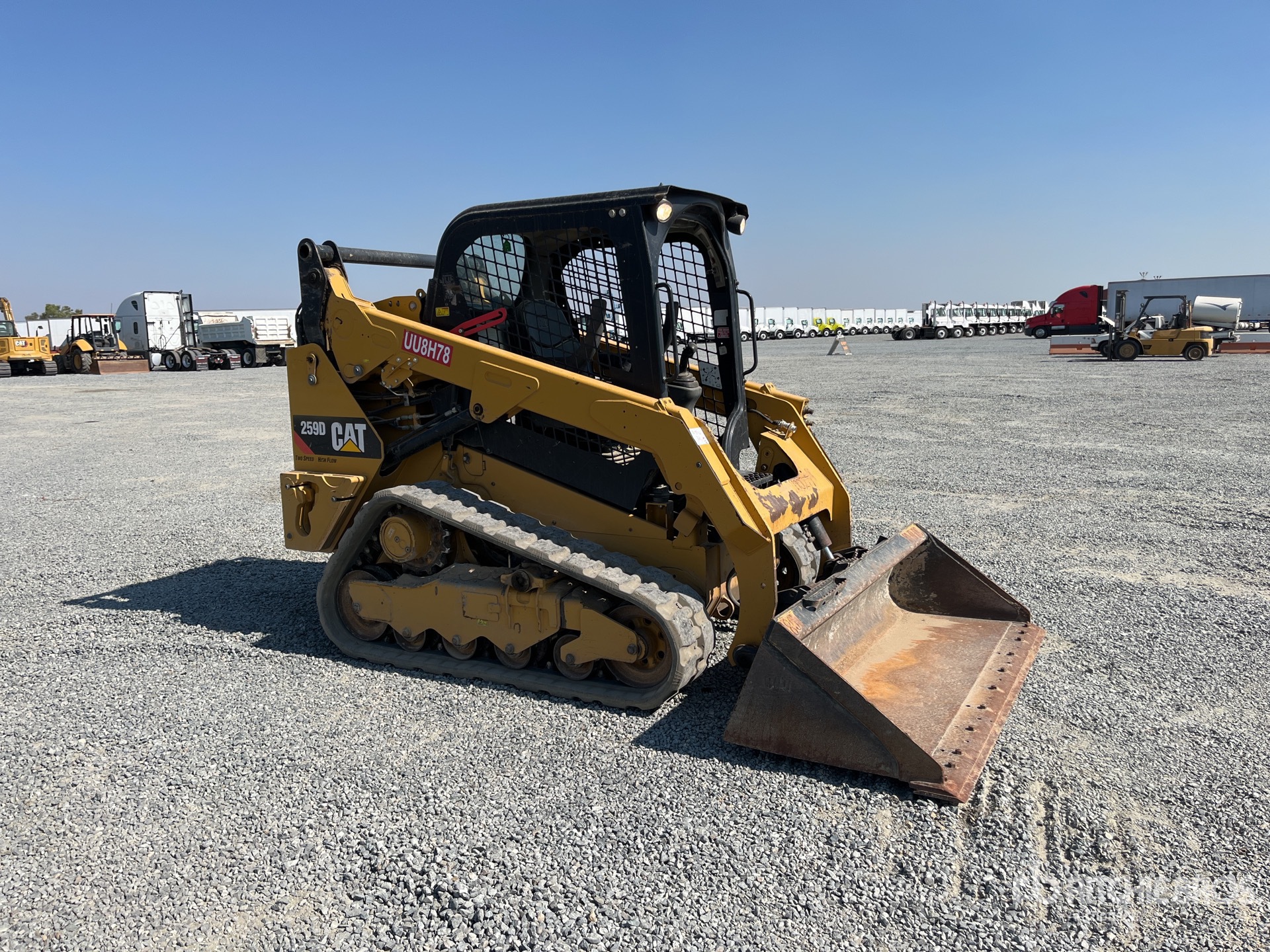 General Appearance with Picture, Right Front Corner