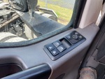 LL859673 - 2020 International LT625: Window Controls