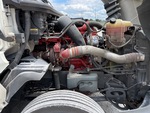 LL859673 - 2020 International LT625: Engine - Right Side
