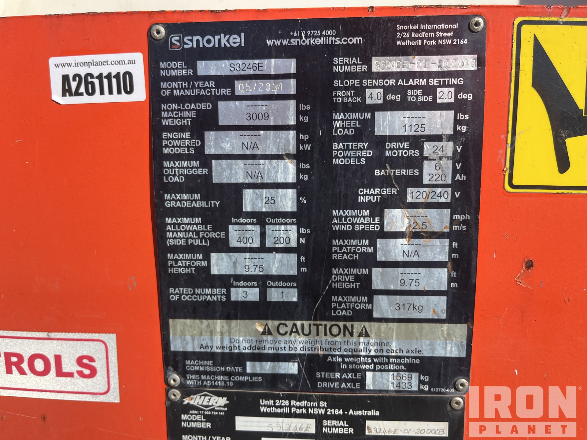 General Appearance with Serial Number / VIN