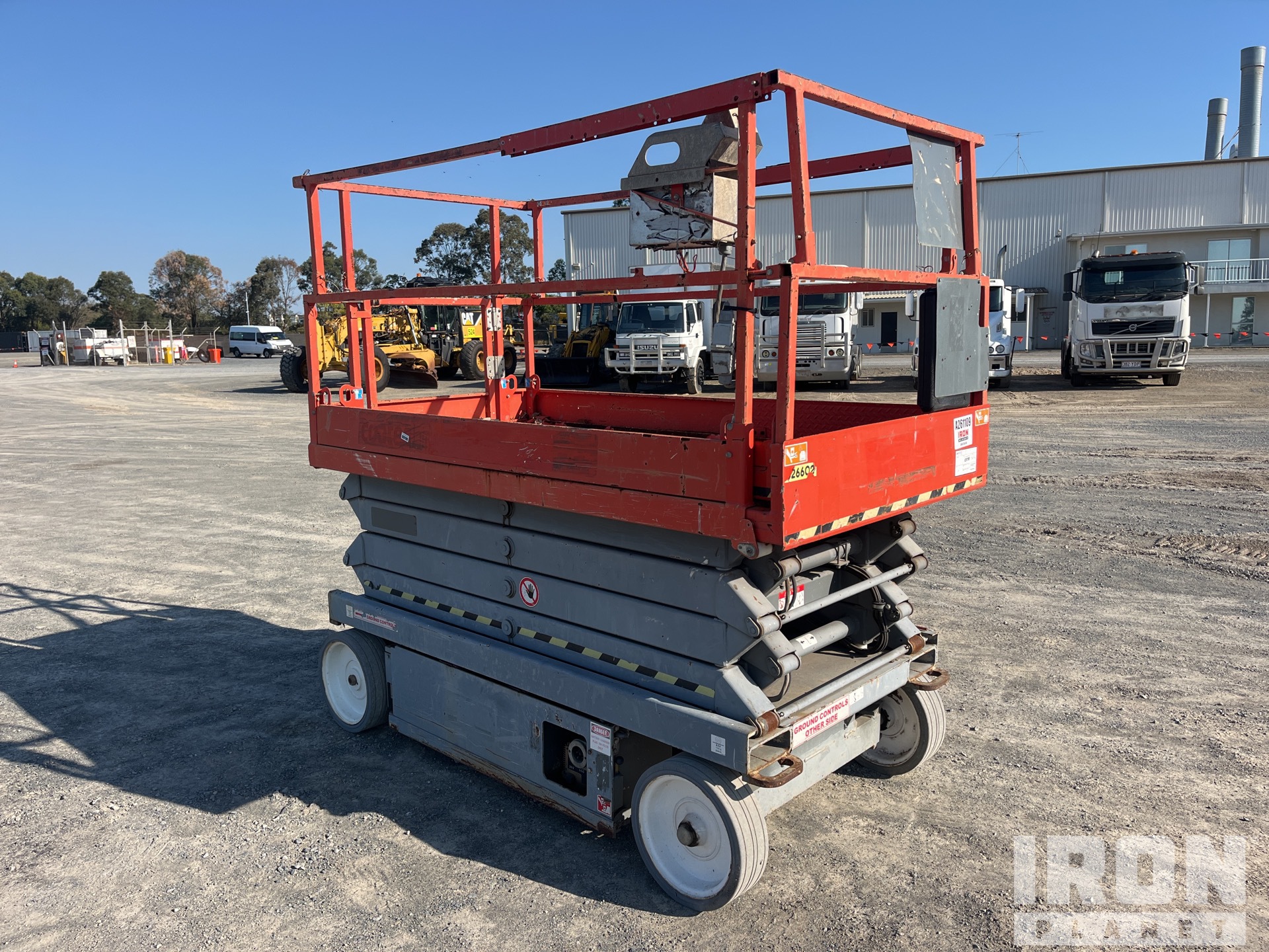 General Appearance with Picture, Right Front Corner