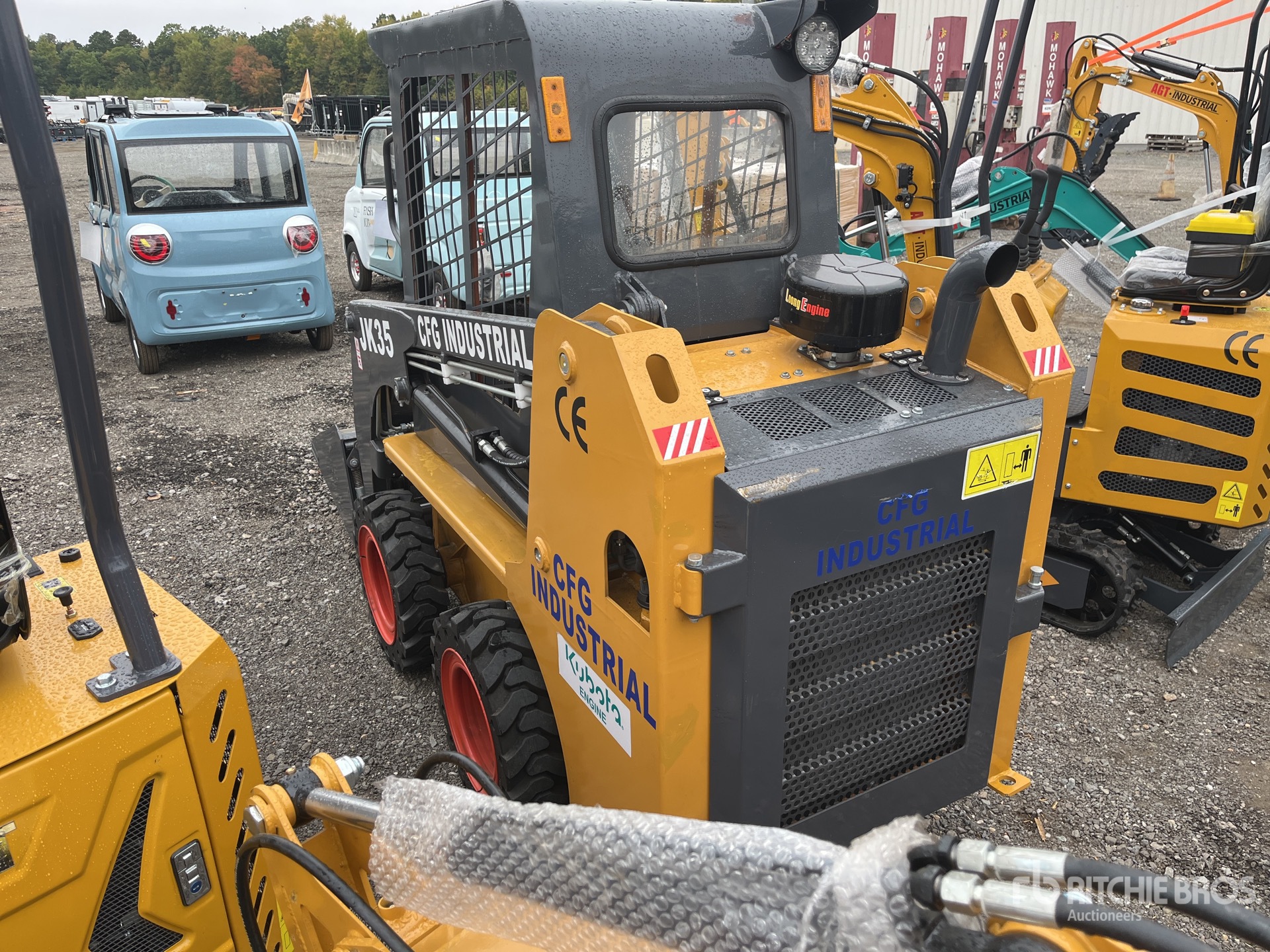 General Appearance with Picture, Left Rear Corner