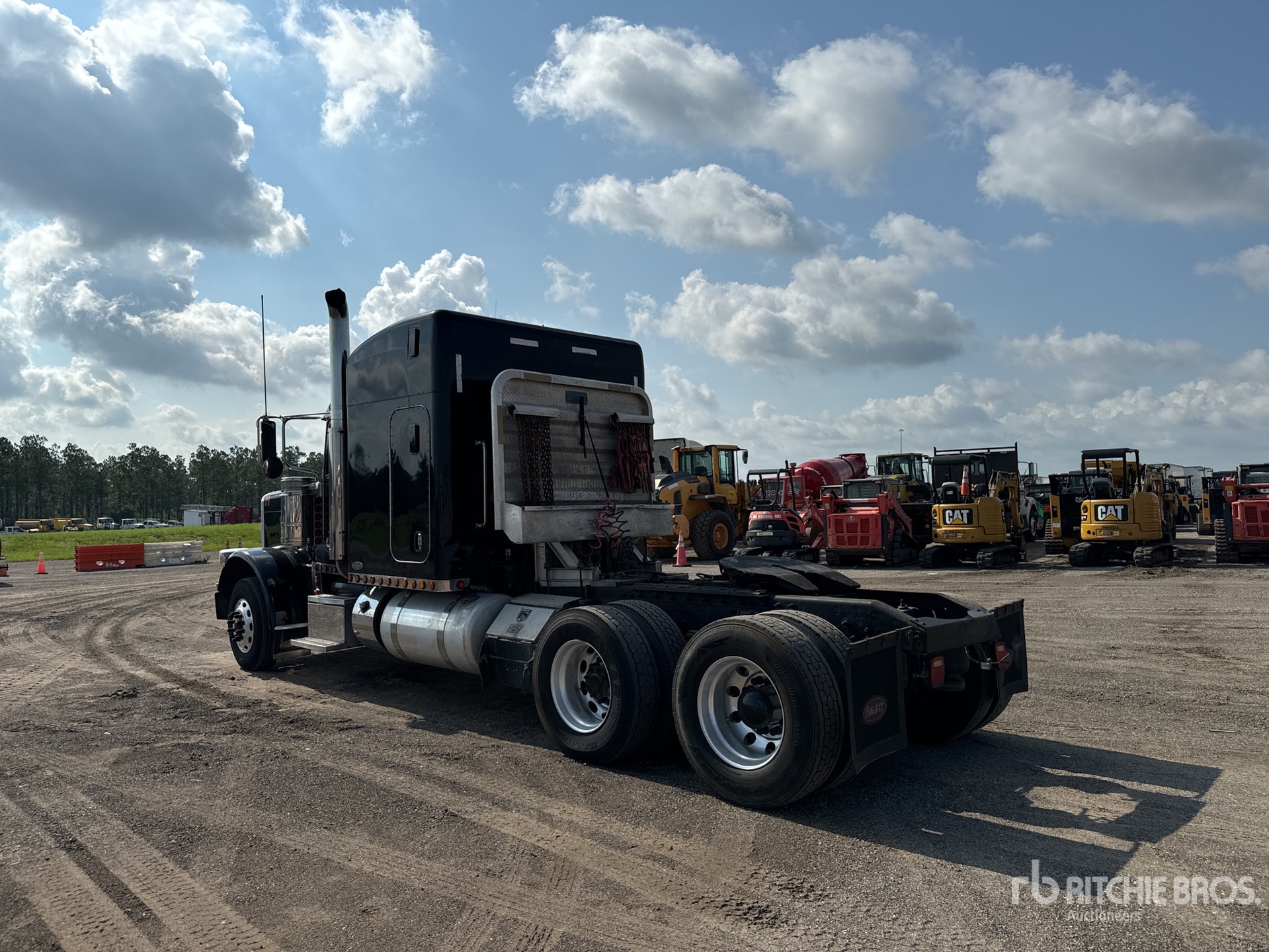 2011 Peterbilt 388 6x4 T/A Sleeper Truck Tractor | Ritchie Bros ...