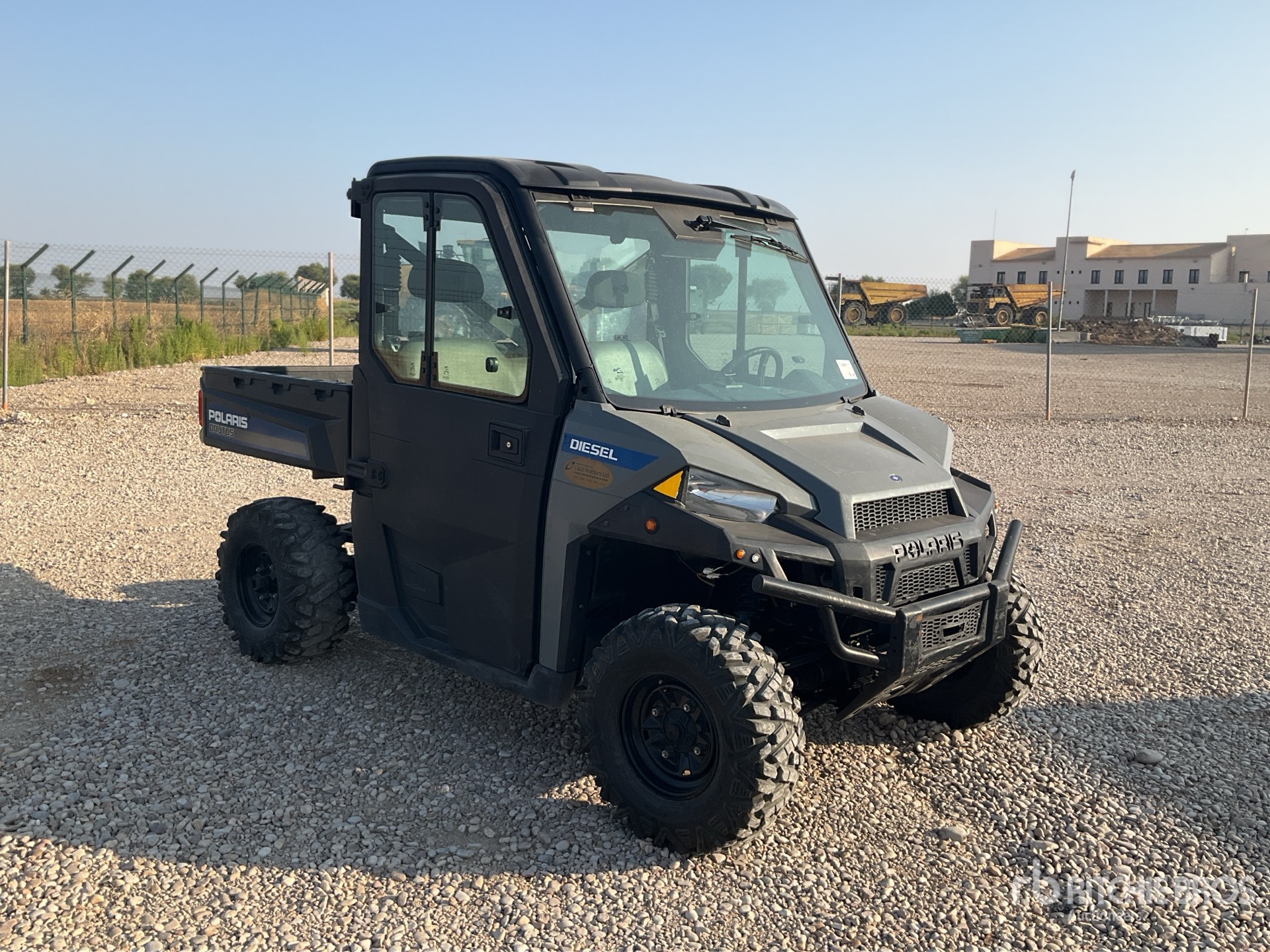 General Appearance with Picture, Right Front Corner