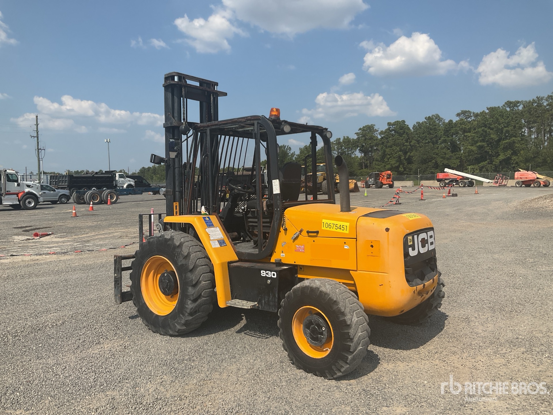 Jcb Rt930 2017 JCB 930-4 6000 lb 4x4 Rough Terrain Forklift | Ritchie Bros ...