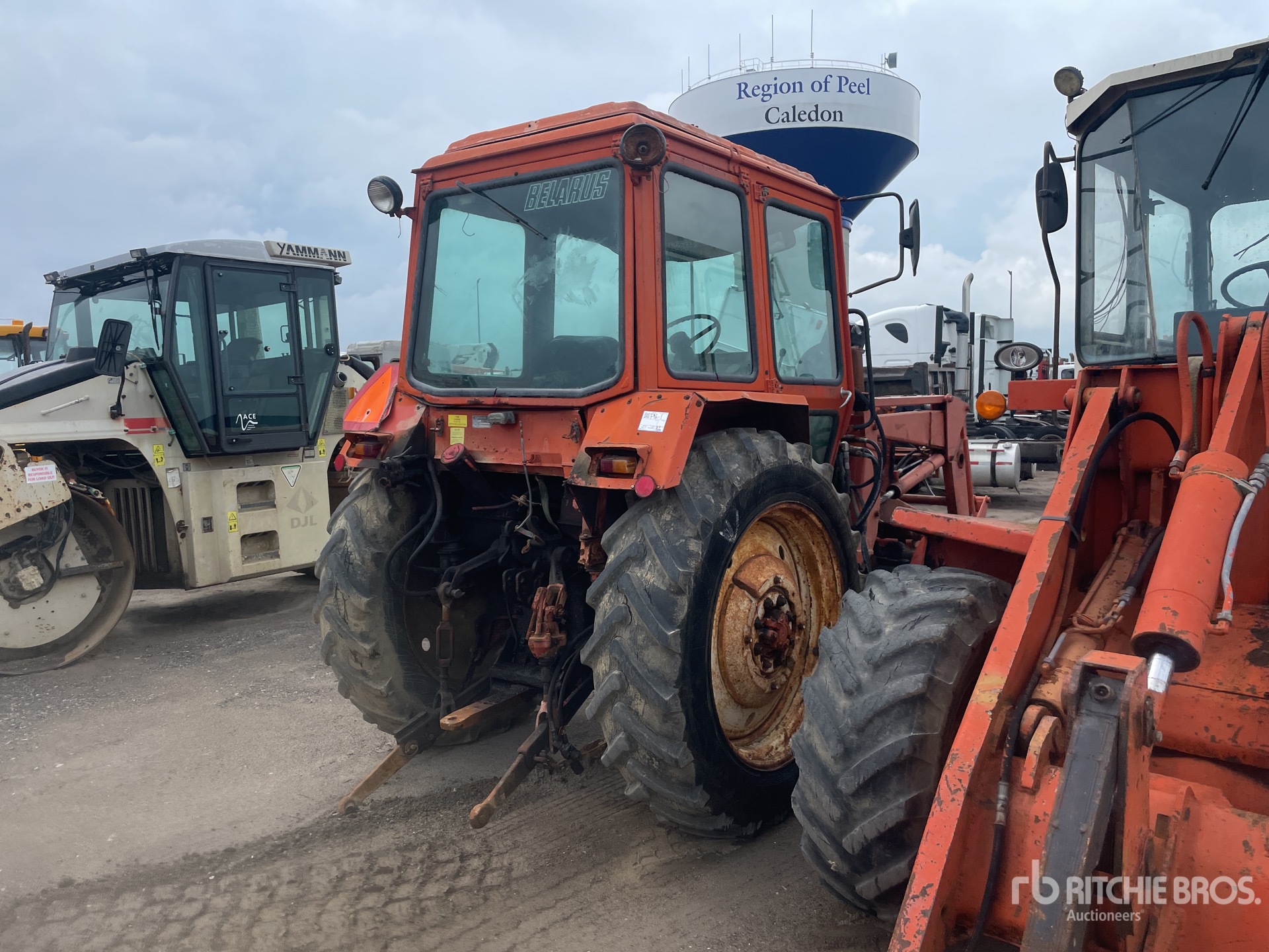 General Appearance with Picture, Right Rear Corner