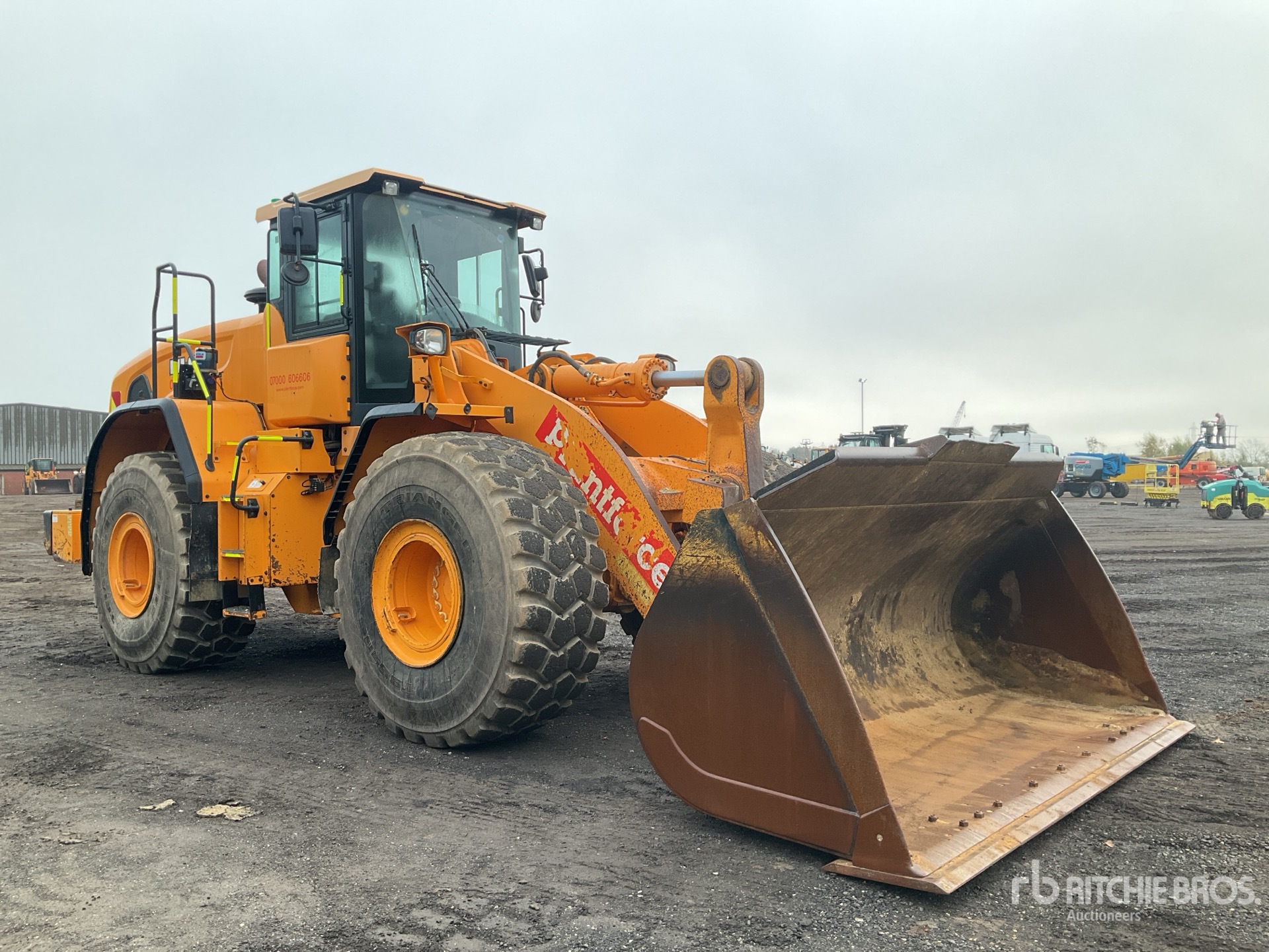 General Appearance with Picture, Right Front Corner