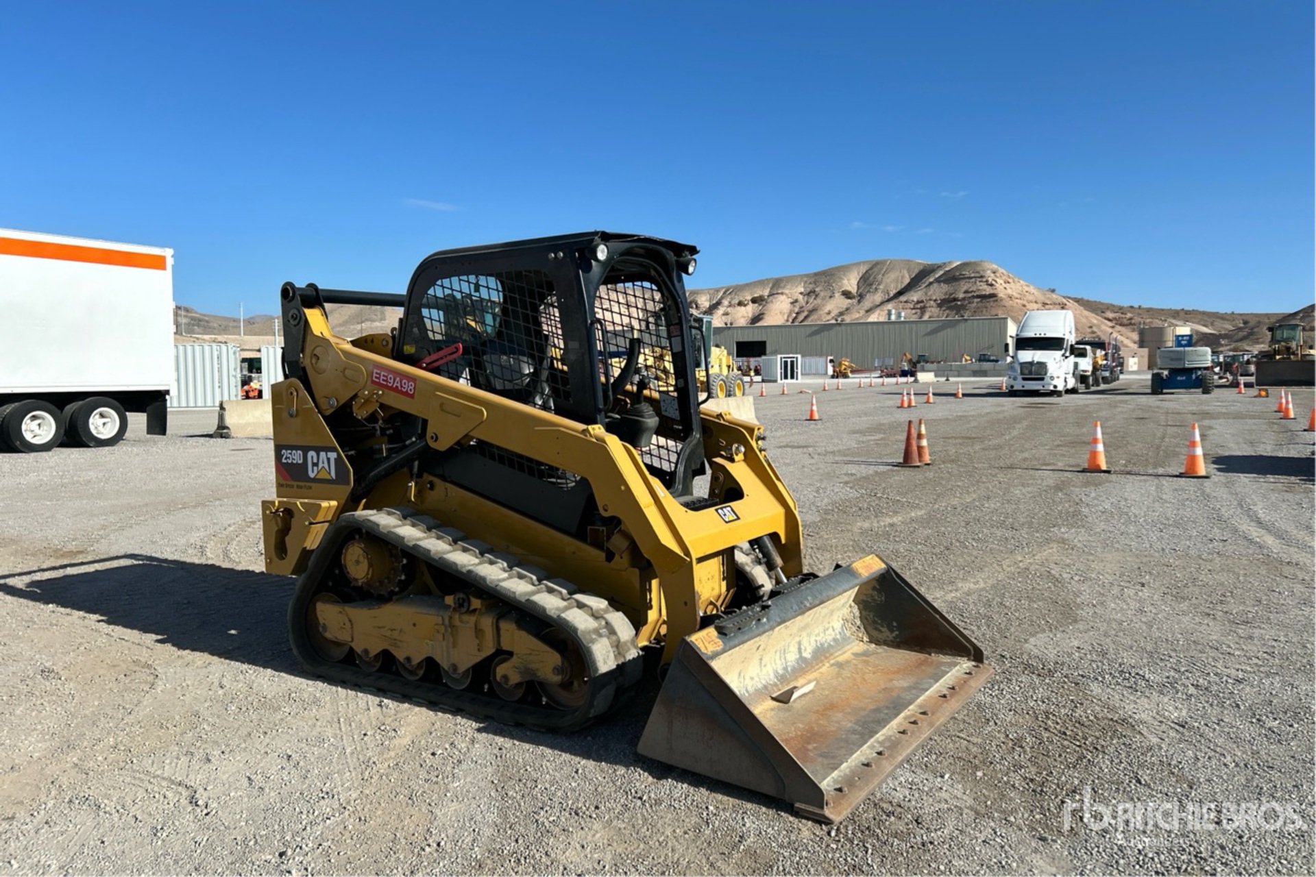 General Appearance with Picture, Right Front Corner