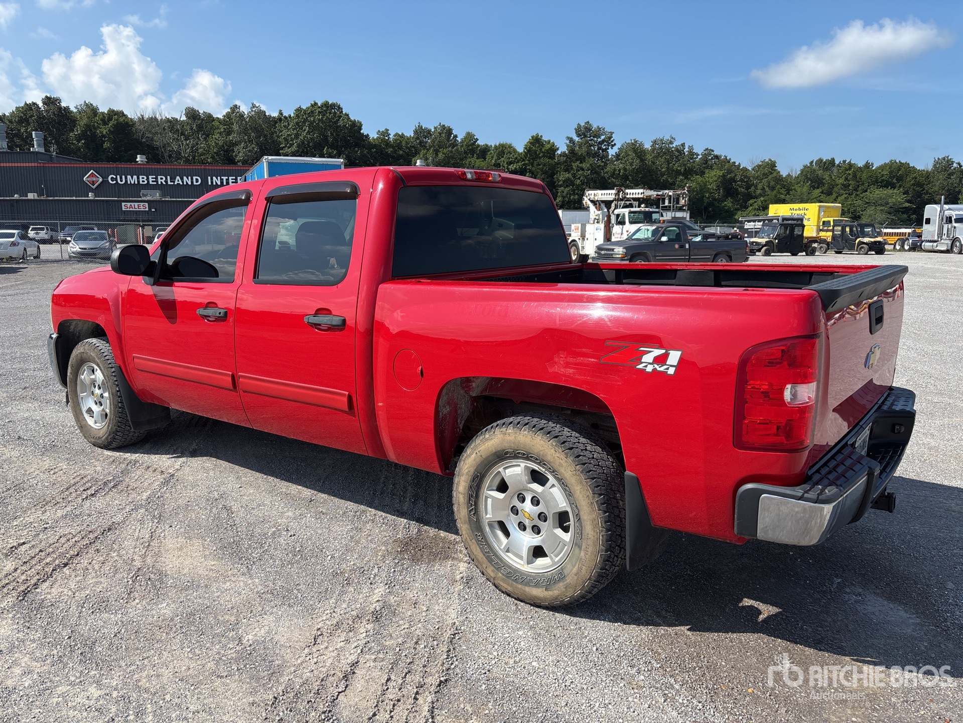 General Appearance with Picture, Left Rear Corner