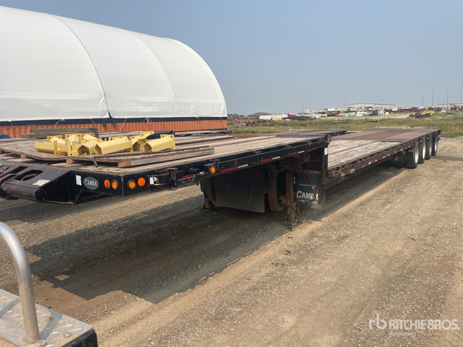 General Appearance with Glamour Shot