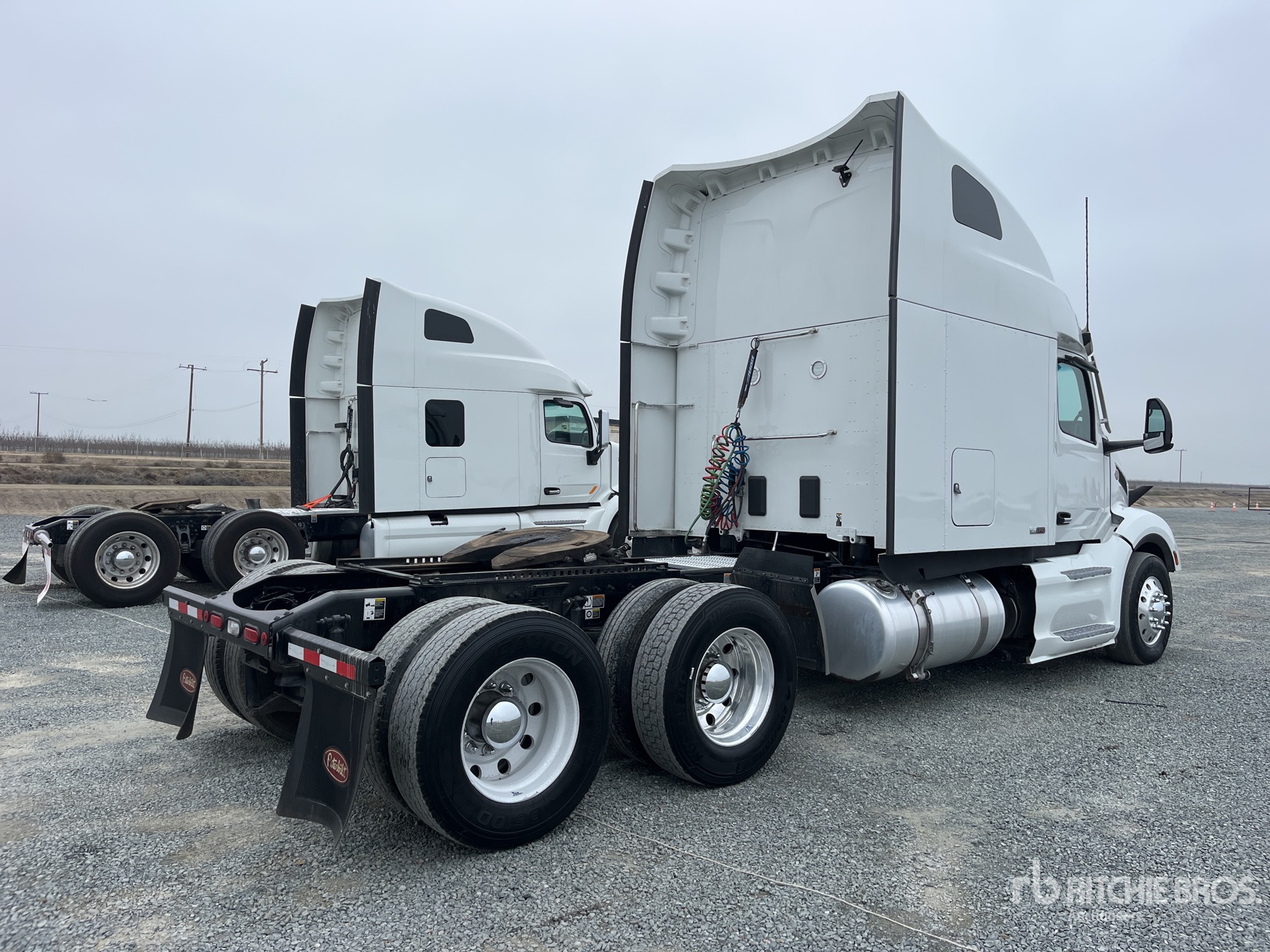 General Appearance with Imagen: esquina trasera derecha