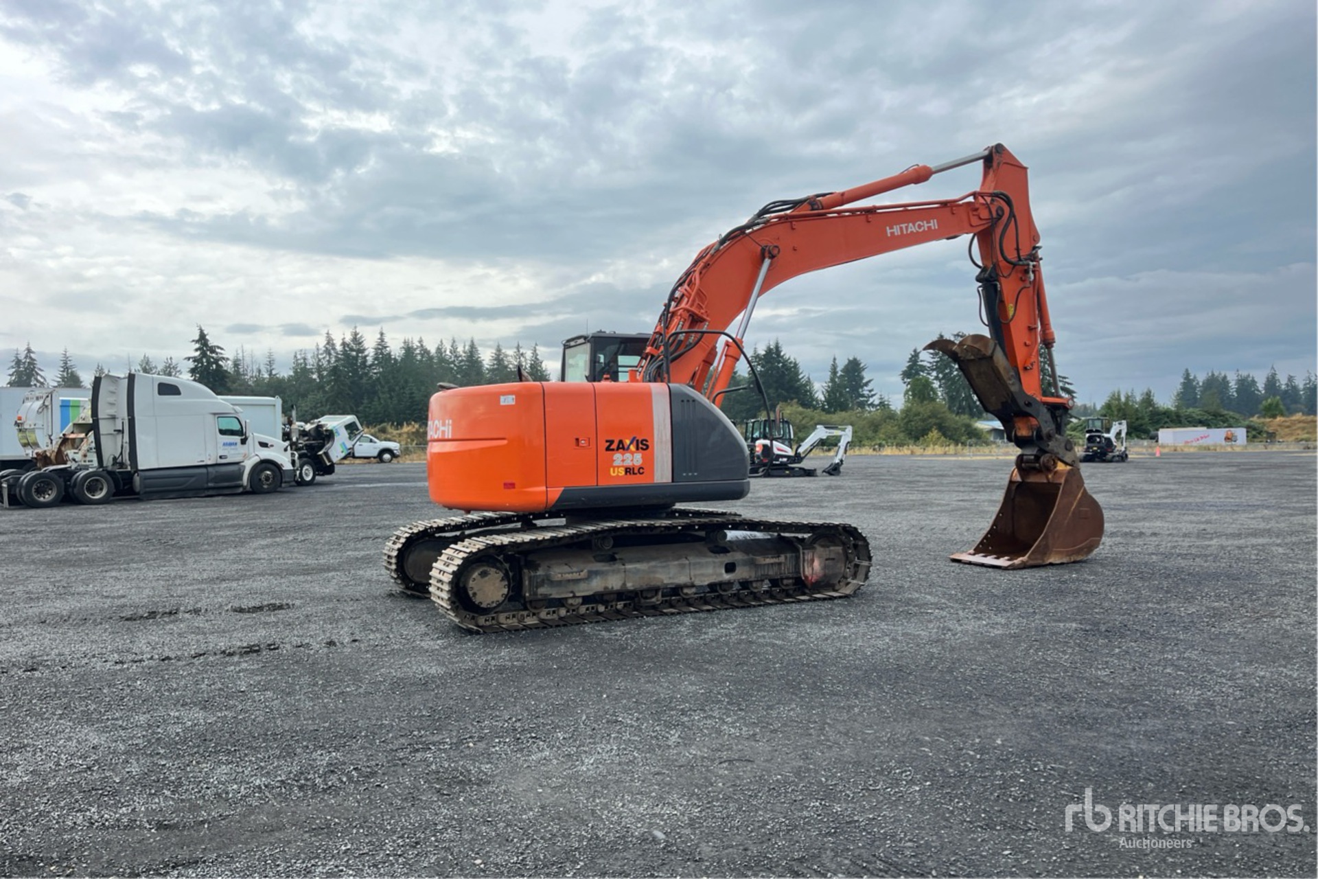 General Appearance with Picture, Right Rear Corner