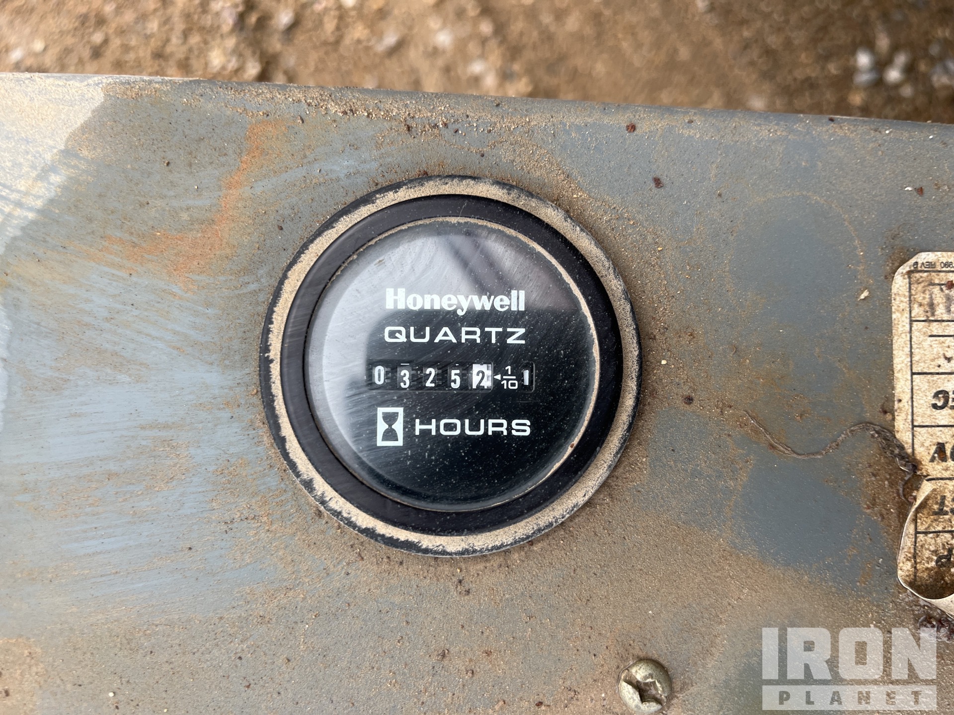 General Appearance with Hour Meter / Odometer