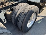 LL607795 - 2020 International LT625: Right Front Drive Tires