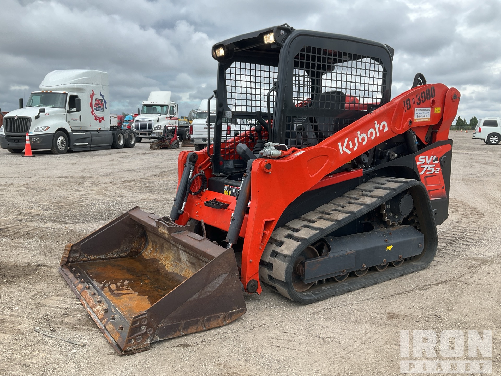 General Appearance with Foto, angolo anteriore sinistro