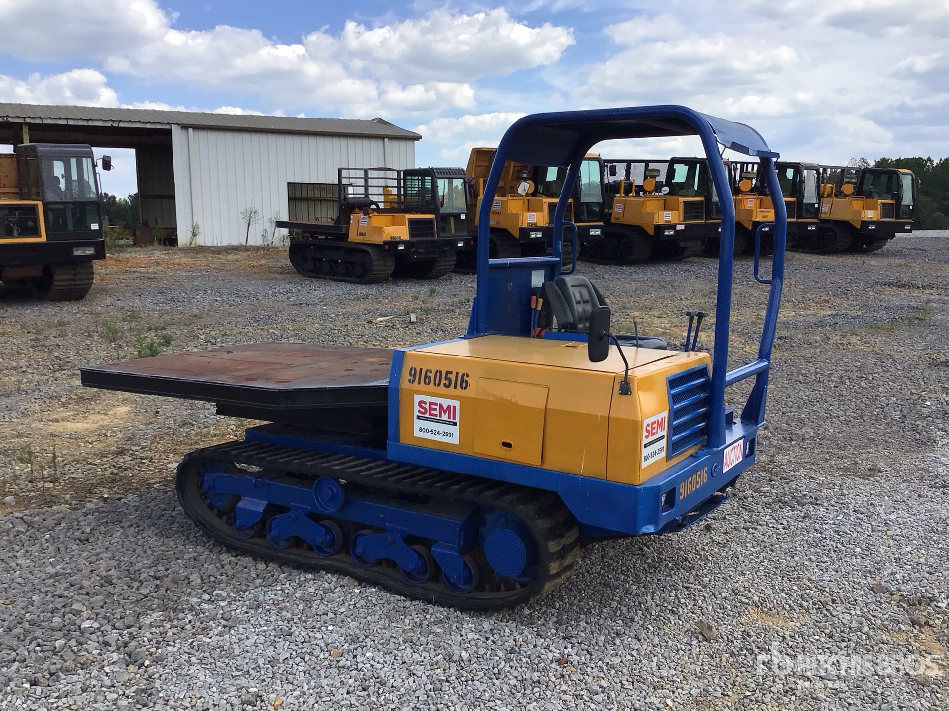 S25a Canycom S25A Rotating Flatbed Dump Crawler Carrier | Ritchie Bros ...