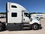 MN294555 - 2021 International LT625: Truck Paint and Body Damage